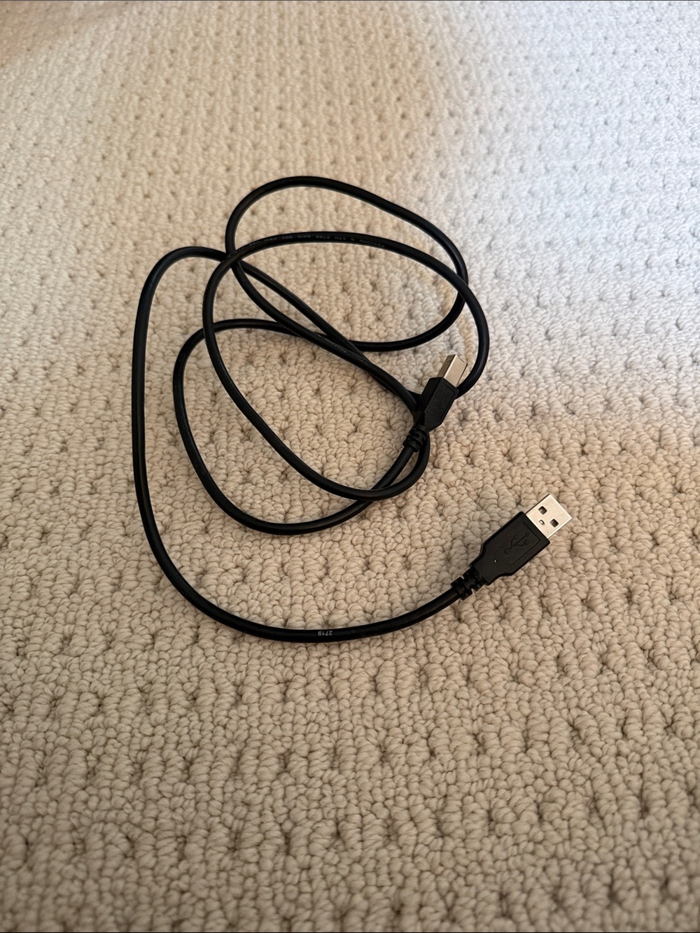 Black USB-A to Micro-USB Charging & Data Cable